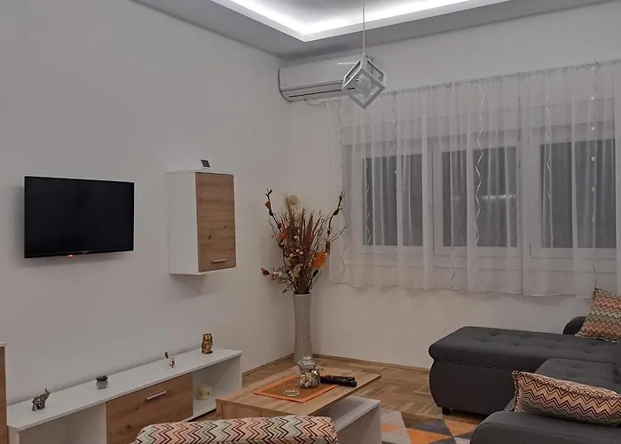 Talija Διαμέρισμα *